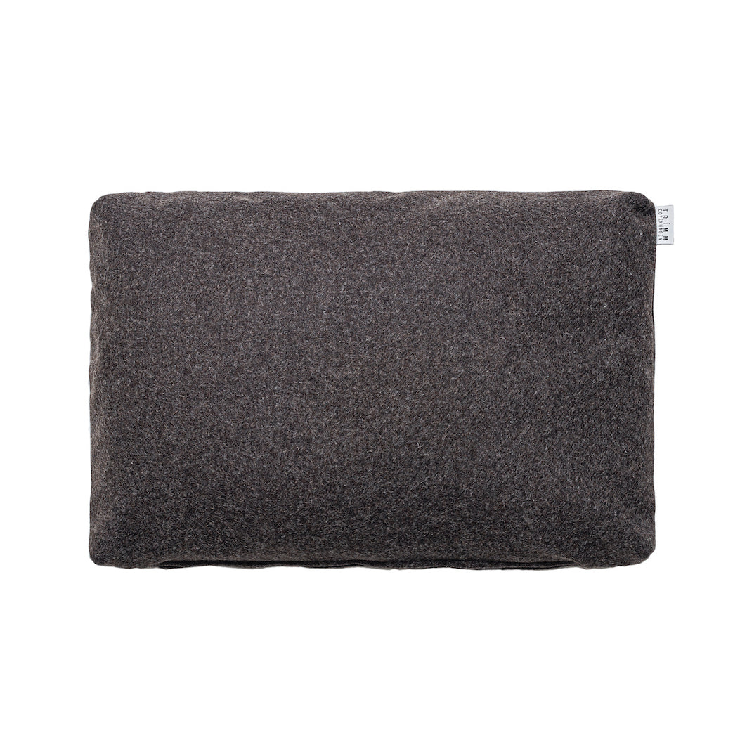 Small Wolle Cushion