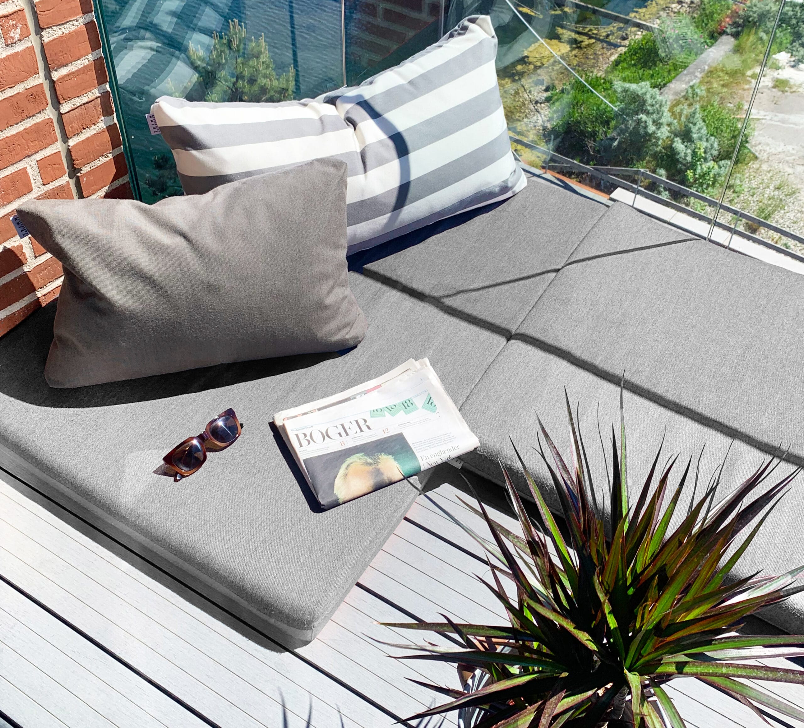 Large Sunbrella Connect Mattress