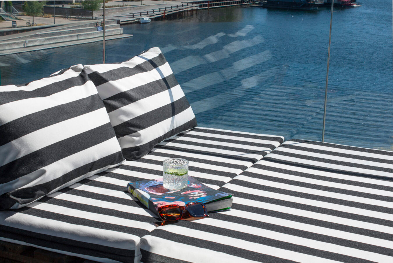 Large Sunbrella Connect Mattress