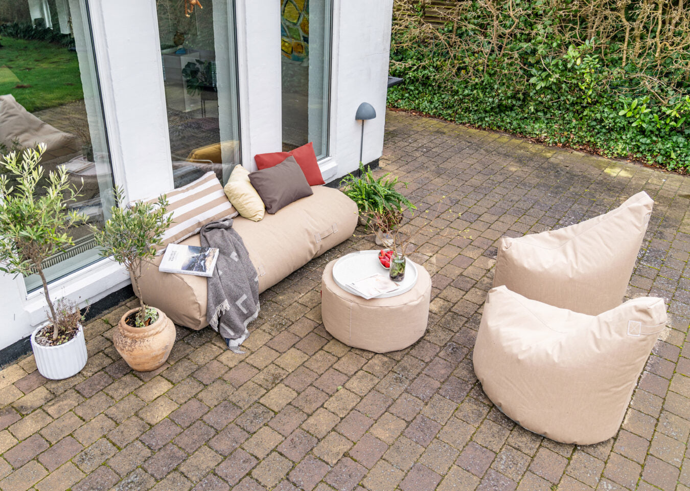 Social Set Sunbrella