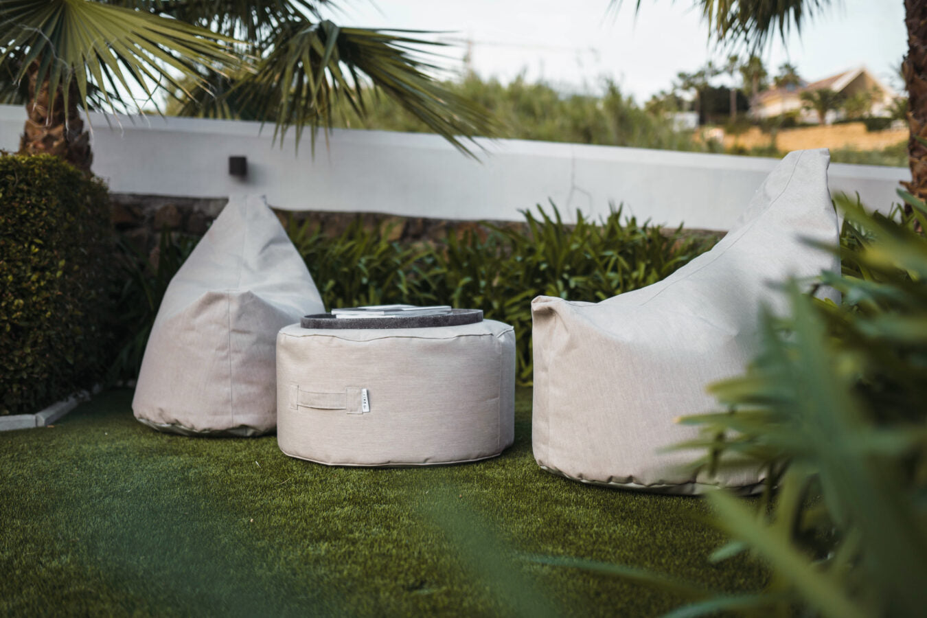 Lounge Satellite Sunbrella Beanbag