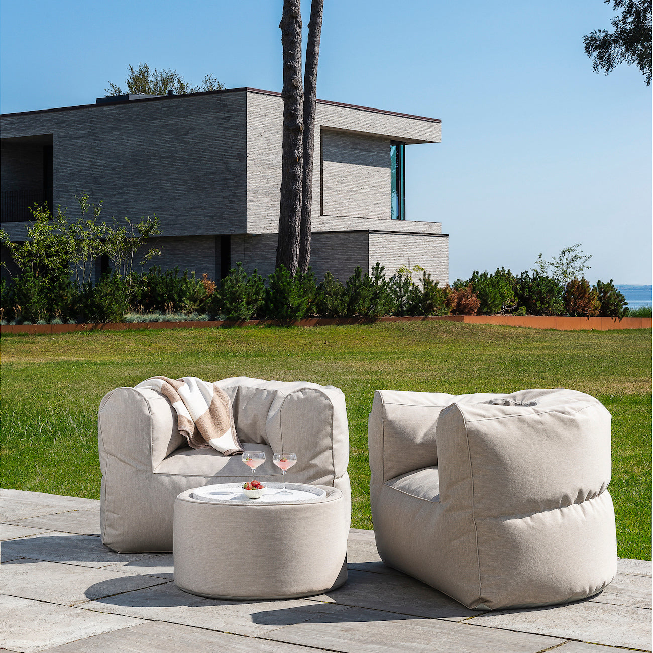 Conversation Set Sunbrella